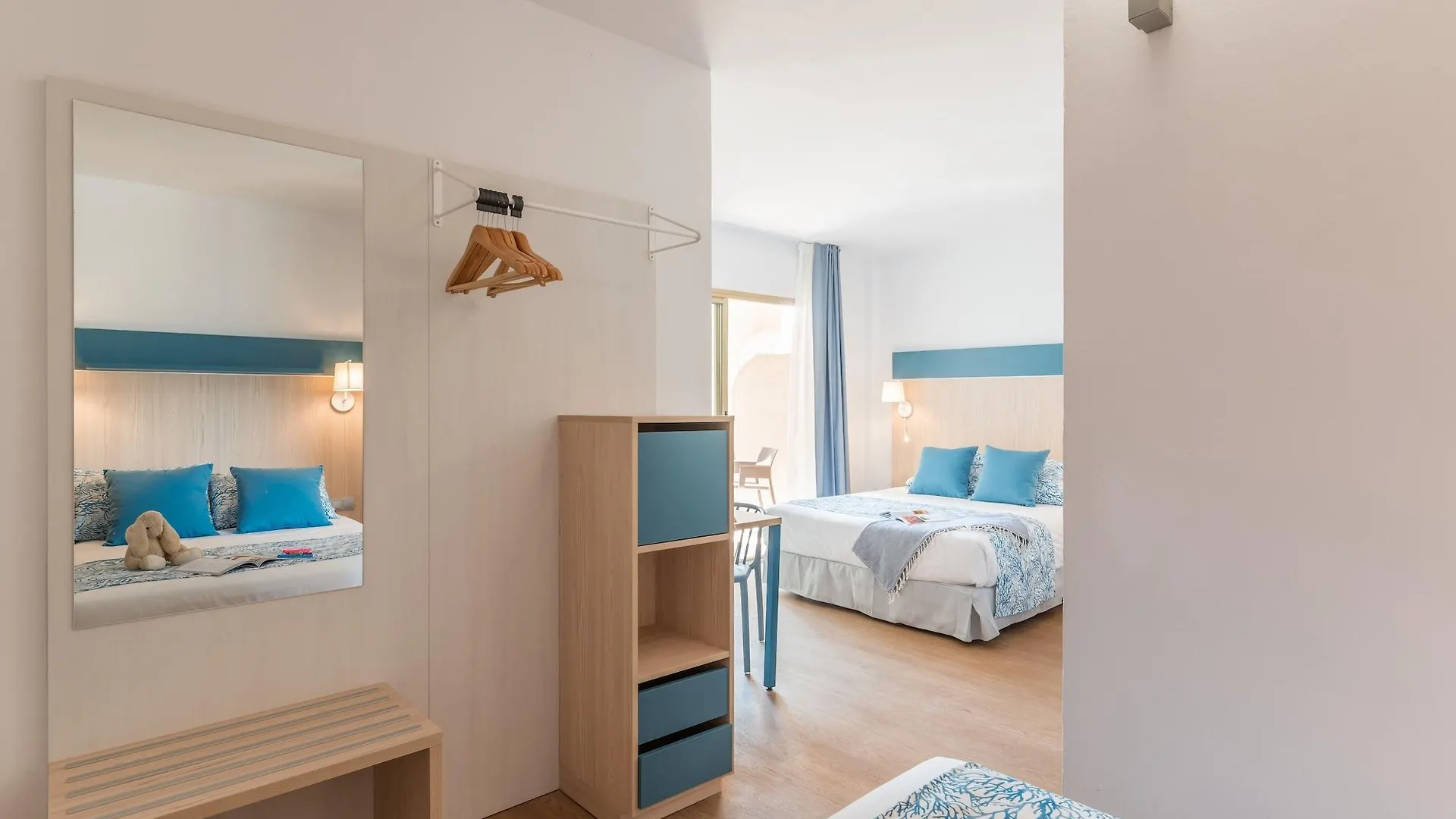 ****  Hotel Salou Beach Rentalmar Spanje