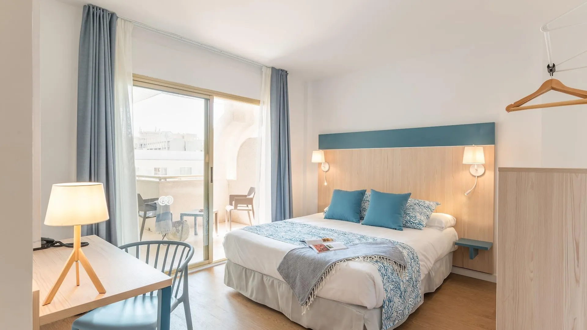 ****  Hotel Salou Beach Rentalmar Spanje